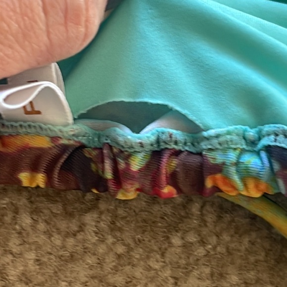 PILYQ MULTI-COLOR PYTHON PRINT TRIANGLE TOP SIZE L - Picture 8 of 9